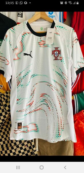 Nouveau maillot Portugal version pro disponible