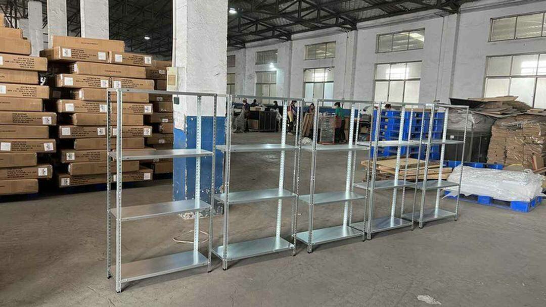 ÉTAGÈRE INOXYDABLE 4 NIVEAUX