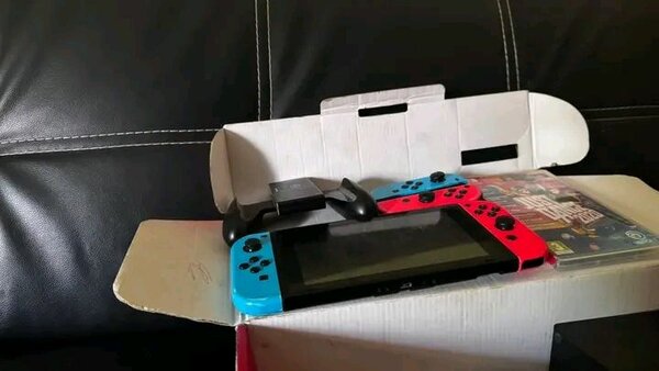 Console Nintendo Switch + Jeux
