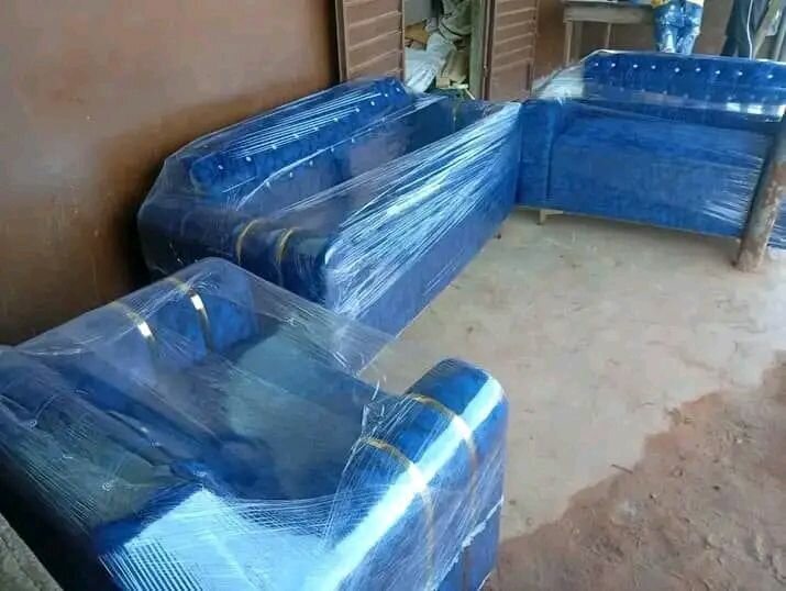 Canapé 3 places en velours bleu