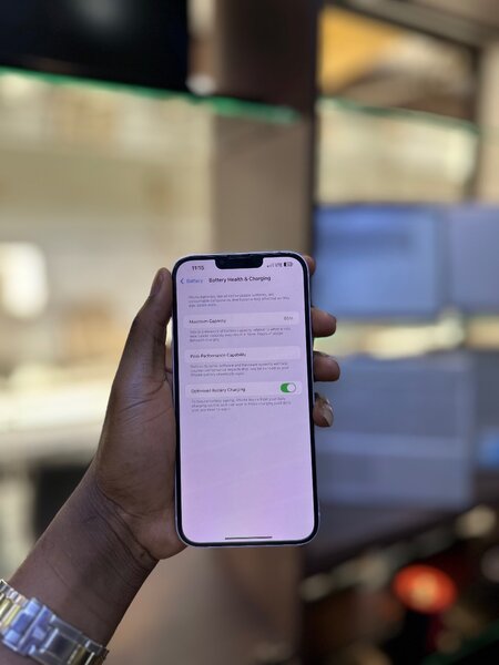iPhone 14 Plus 256GB eSIM unlock