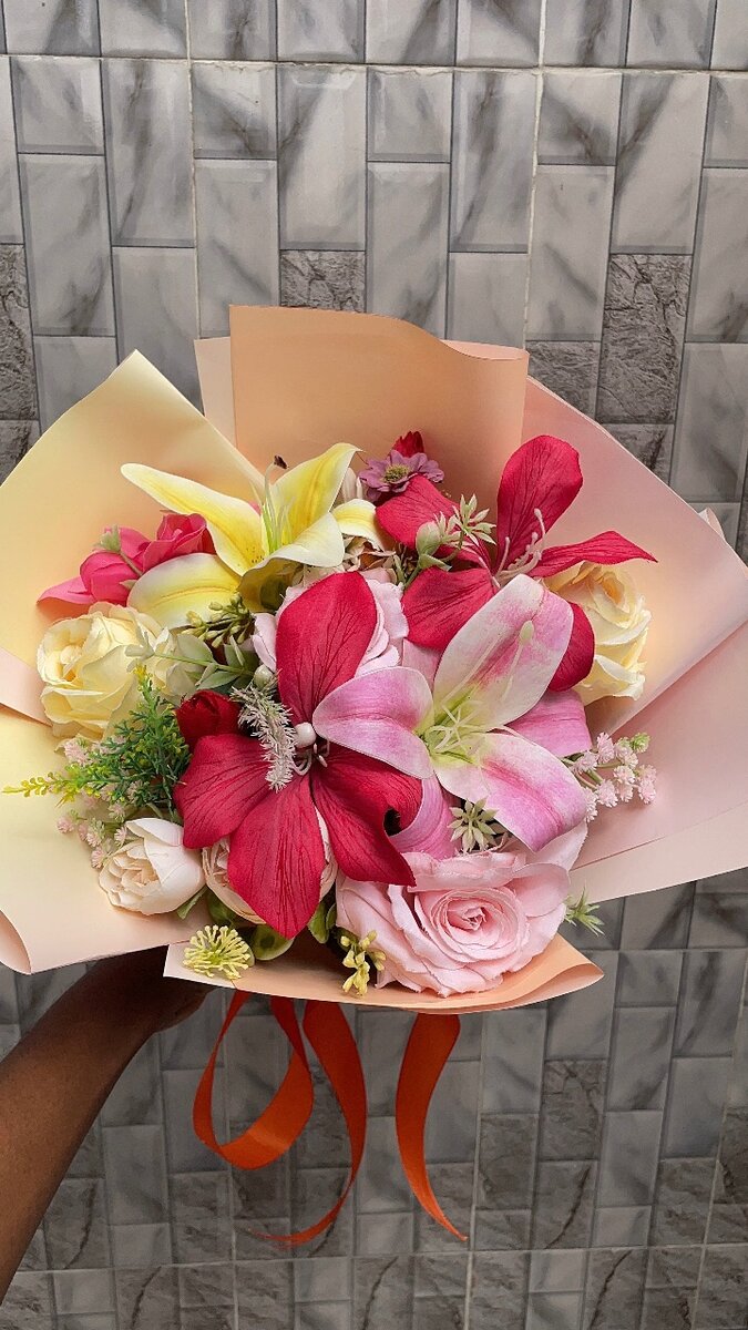 Bouquet de fleurs (artificiel)