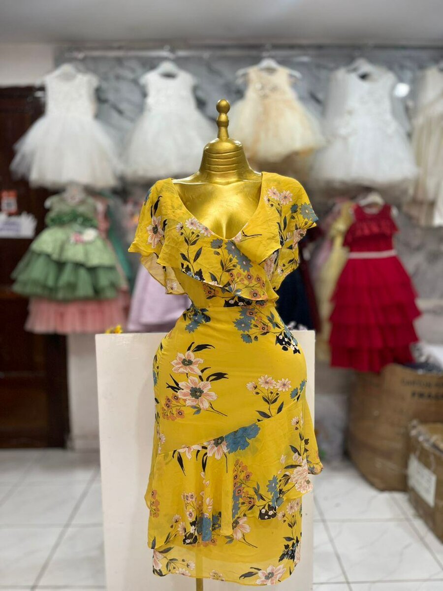 Robe florale élégante femme