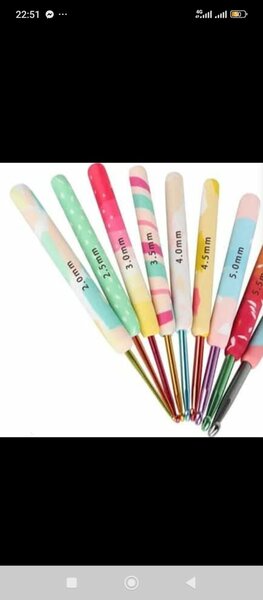 Crochets ergonomiques colorés