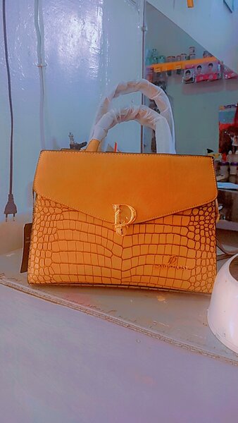 Sac à main en cuir élégant