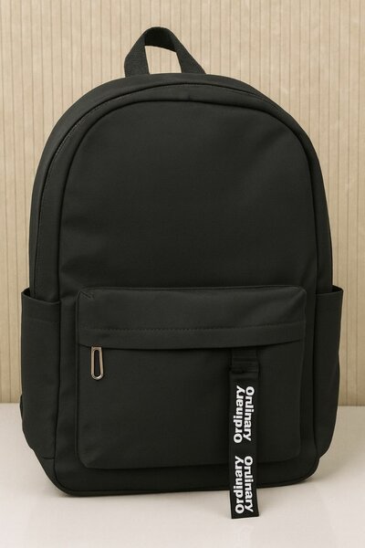 Sac à dos noir moderne