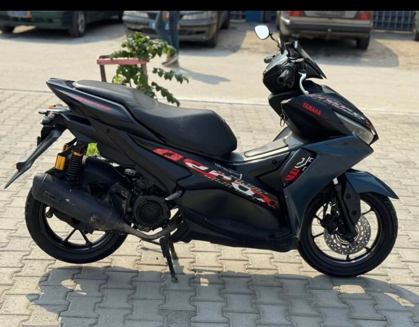 Scooter Yamaha Aerox Noir