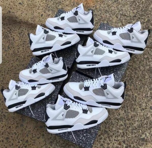 Jordan 4 Military Black