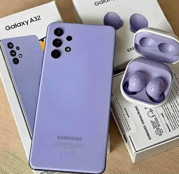 Samsung Galaxy A32 et Buds