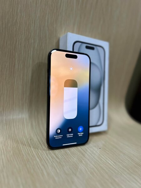  IPhone 15 Simple 128G