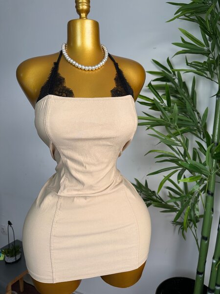 Robe moulante sans dos sexy