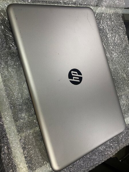 HP Ordinateur Portable 15"