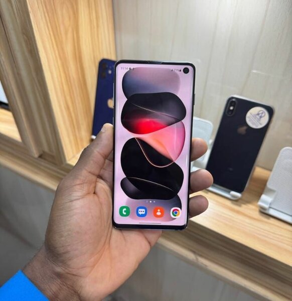 Téléphone portable Samsung Galaxy S23