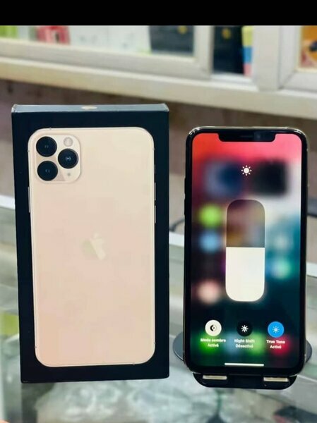 iPhone 13 Pro neuf avec boîte