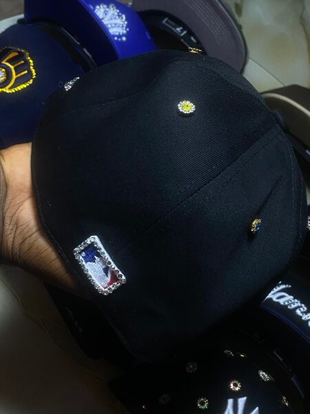 Casquette noire strass