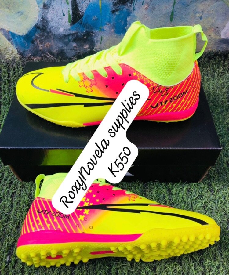 Tack boots/futsal/ trainers boots