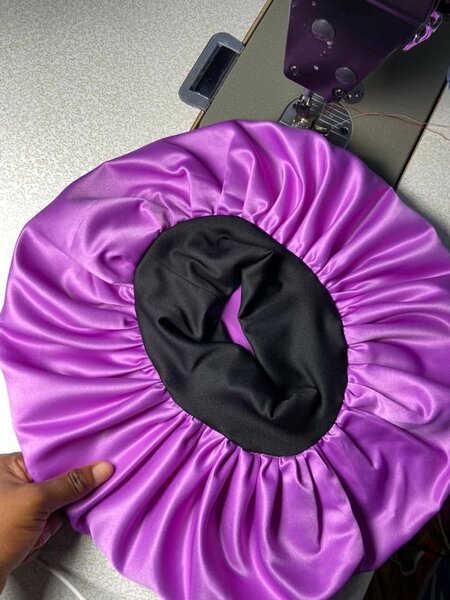 Satin bonnet