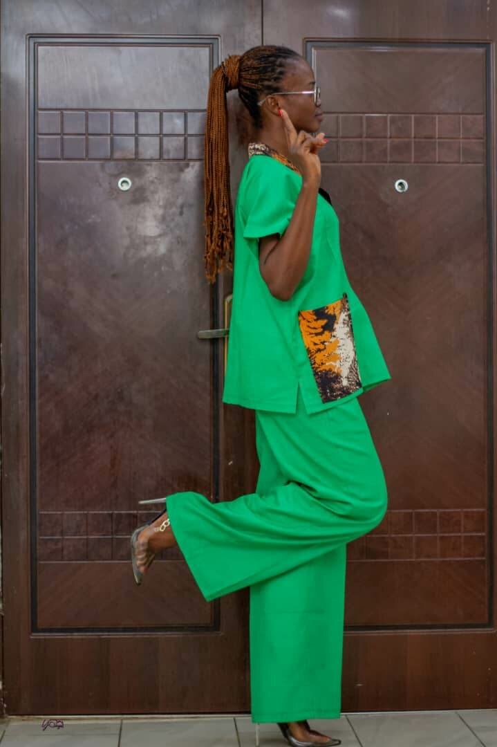 Tenue ample verte élégante