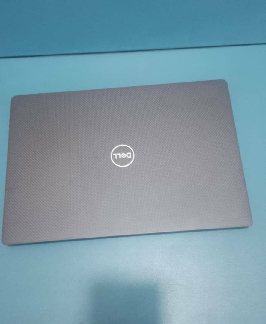 Dell latitude 7300