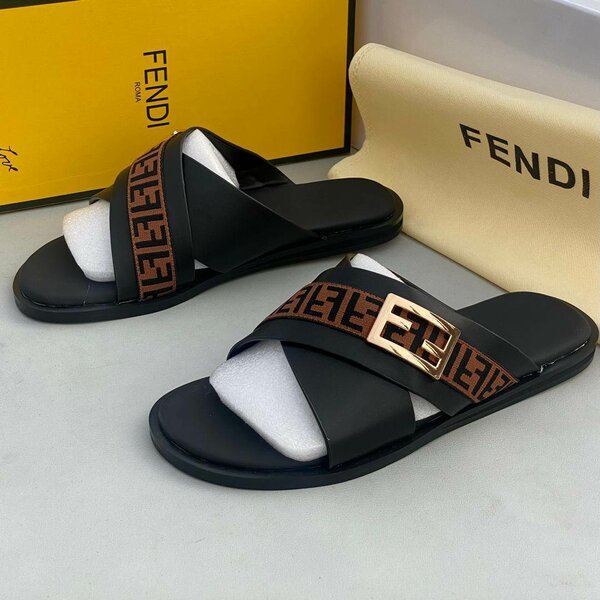 Men quality leather slippers