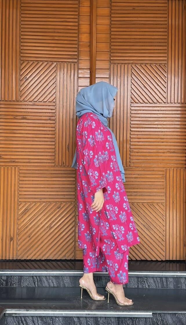 Most demanding printed Linen 2p suit