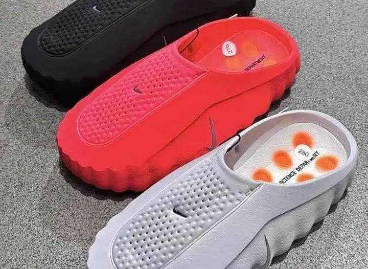 Nike Mind - Mules et sabots confortables