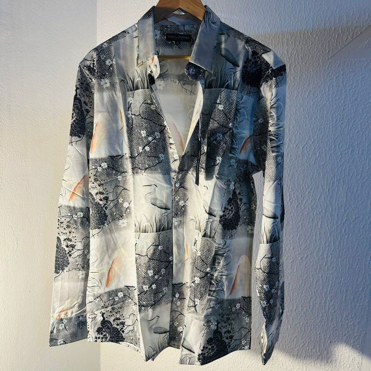 Designer lonvg sleeves