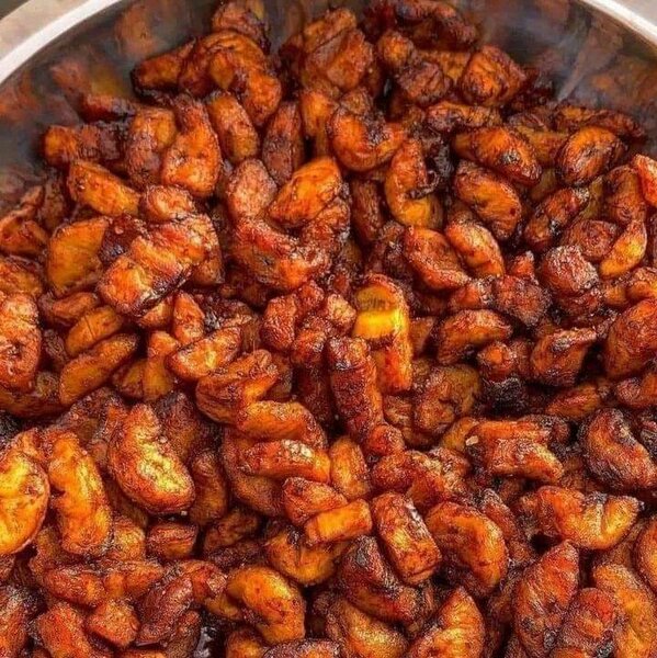 Alloco+Œufs+pattes de poulet