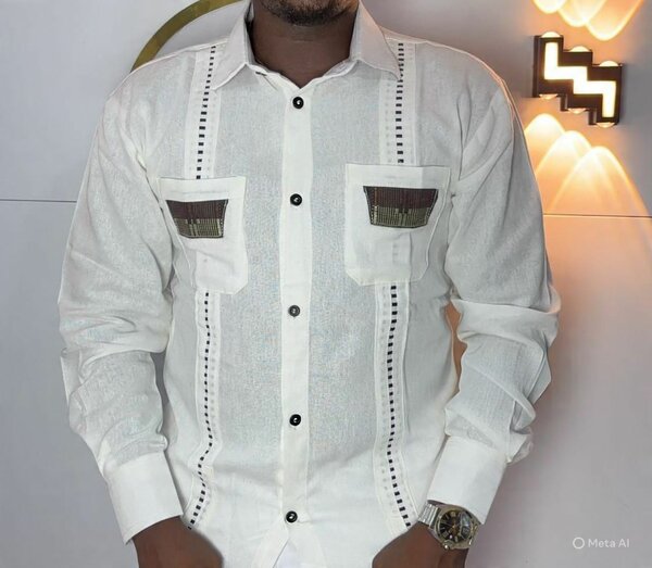 Chemise habillée blanche élégante