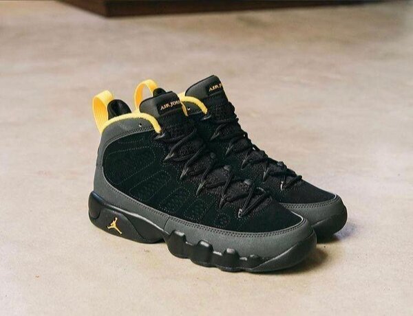Nike Air Jordan 9