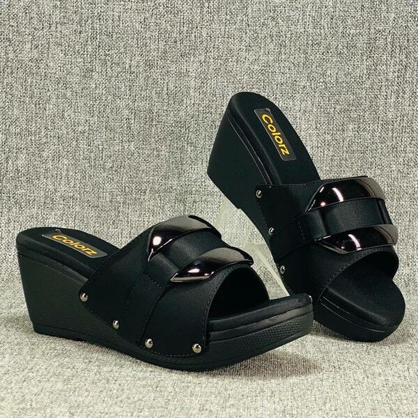 Sandales à talons compensés noires