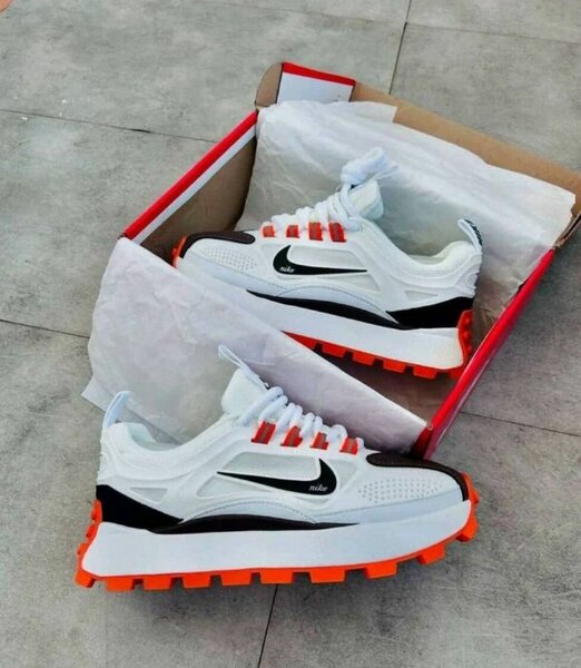 Nike Chaussures Homme Baskets Mode