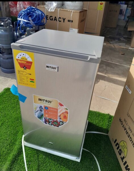 Mitsui table top fridge