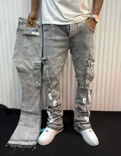 Jeans style cargo pour hommes