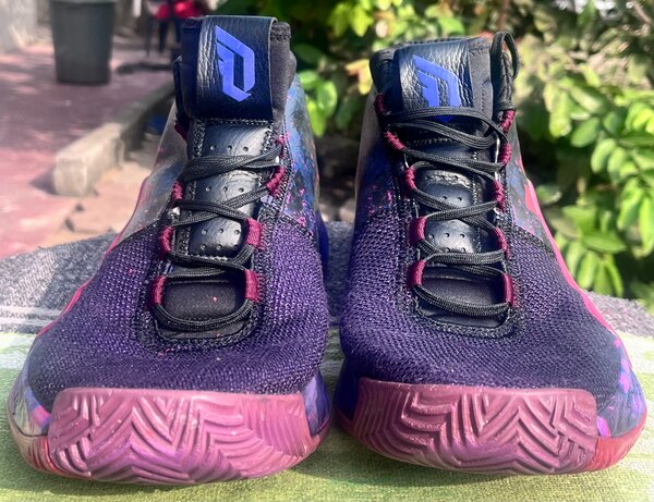 Dame 5 Cblack Cburgu Scarle