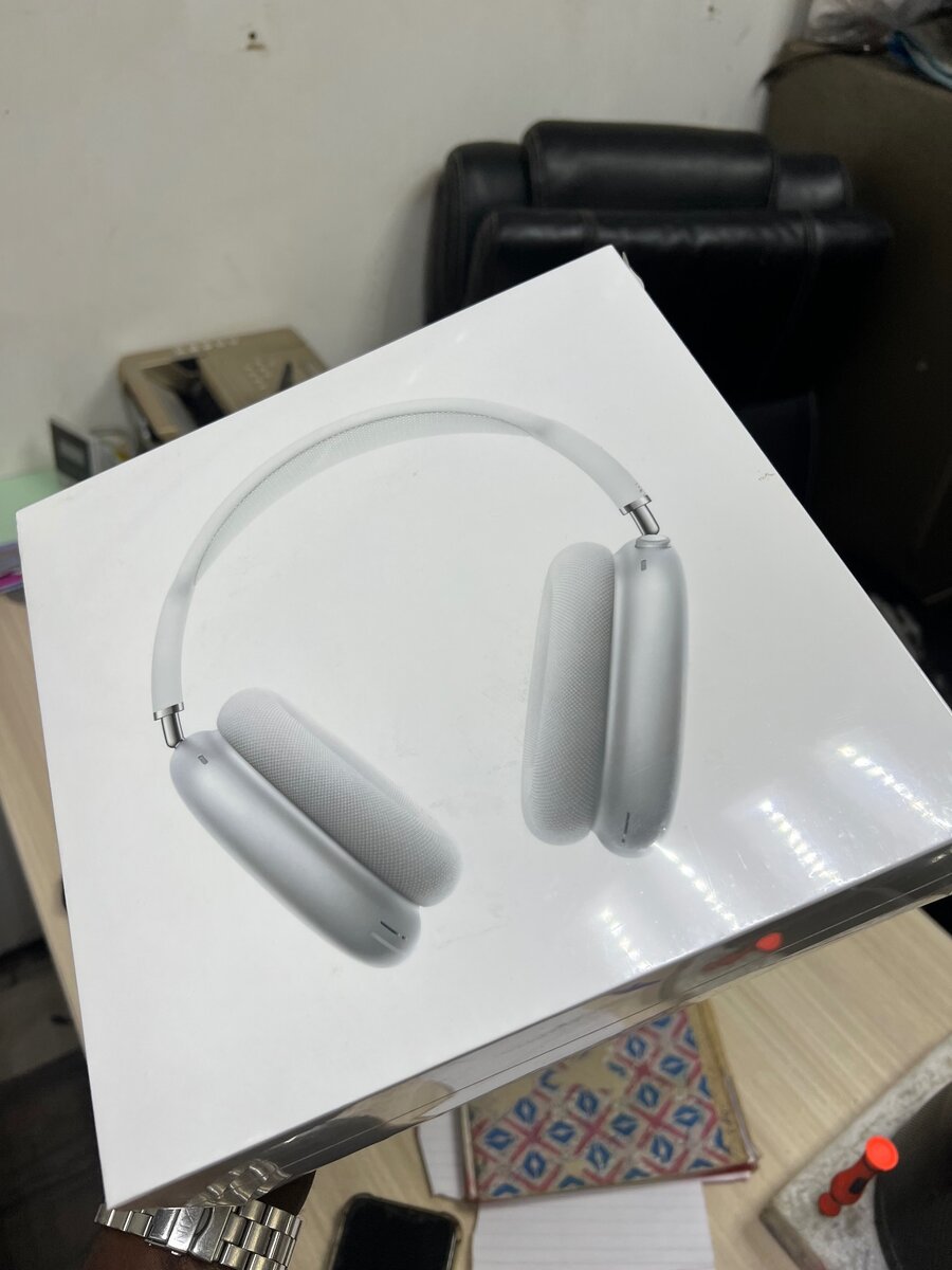 AirPods Max