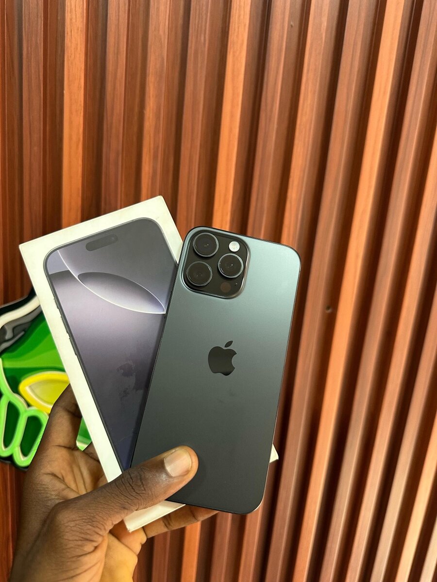 iPhone 16promax 1TB ESIM Unlocked