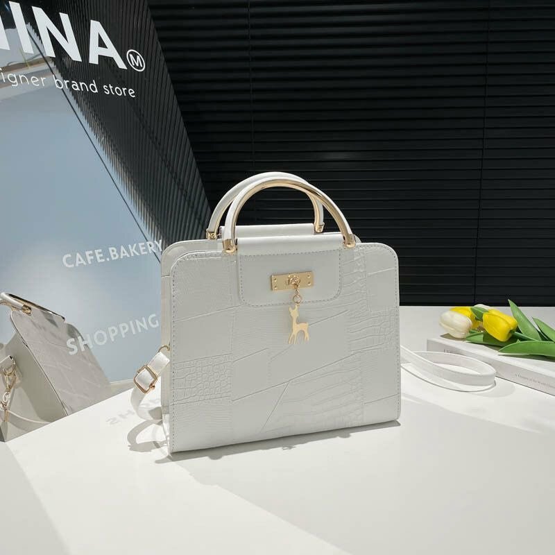 Sac à main élégant femme