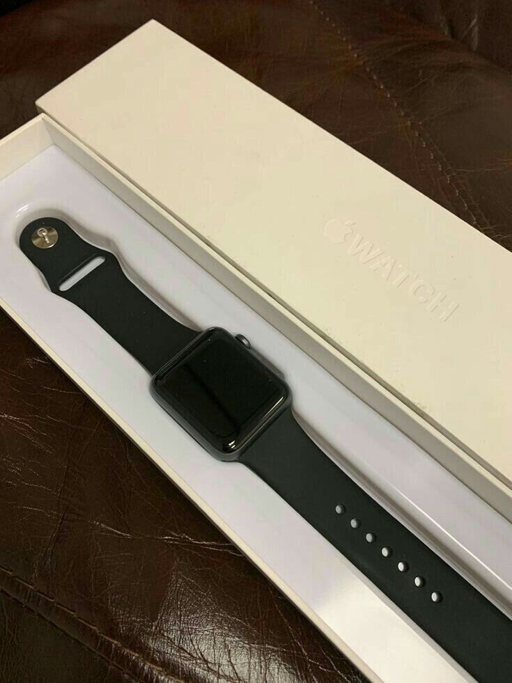 Apple Watch série 9 noir
