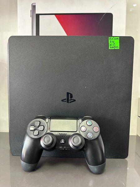 Used PlayStation 4 slim