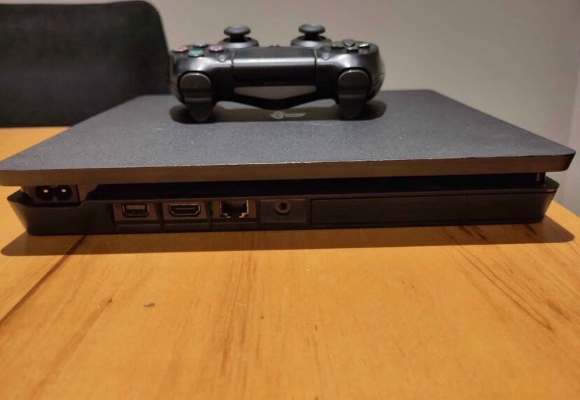 Console PS4 Slim 500GB