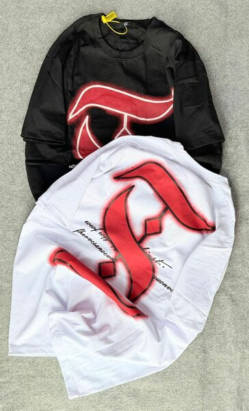 T-shirts graphiques tendance