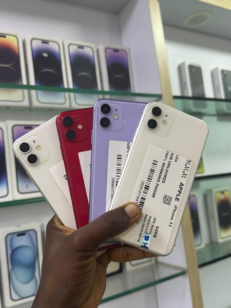 iPhone 11 – Couleurs Variées