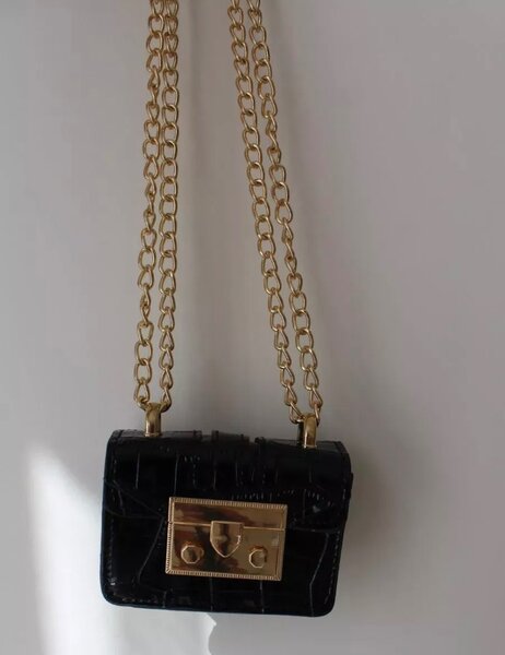 Трендовая мини сумочка