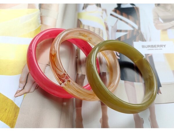 Round Shaped Acrylic Bangles
