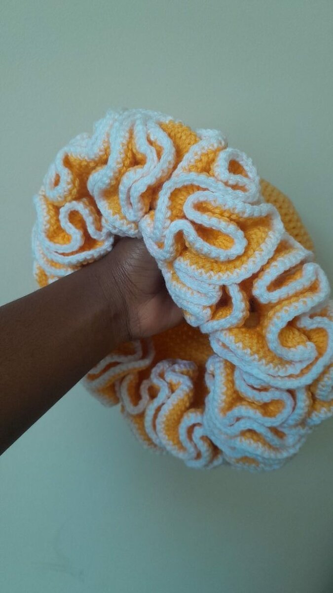 Chapeau au crochet élégant