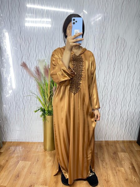 Robe Longue Marocaine Élégante