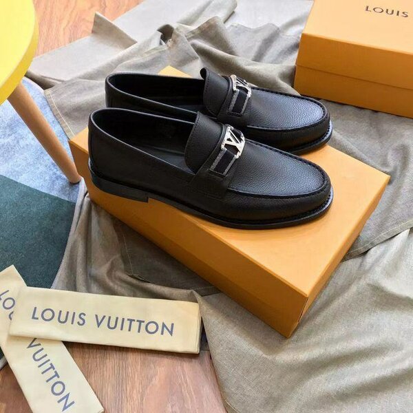 Mocassins homme Louis Vuitton élégants