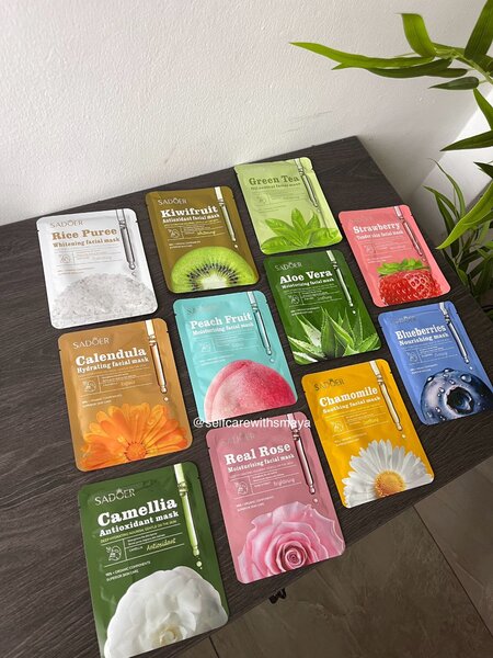 Hydrating facial sheet masks (buy 10 for 100cedis)