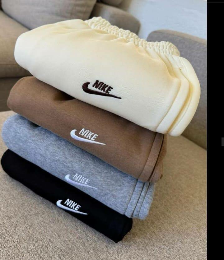 Pantalons de survêtement Nike